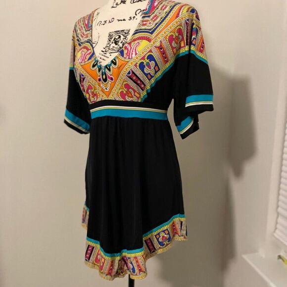 TRINA TURK MINI DRESS NEPAL TUNIC SIZE S AESTHETIC VERSATILE SUMMER COVER UP - Picture 13 of 16